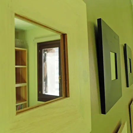 Vivienda Isabel Apartment *